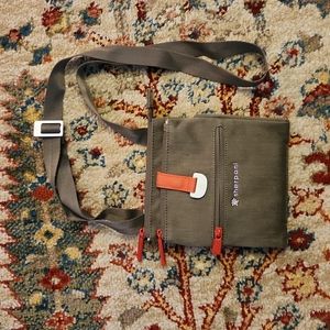 Sherpani Lima Crossbody Bag - Green